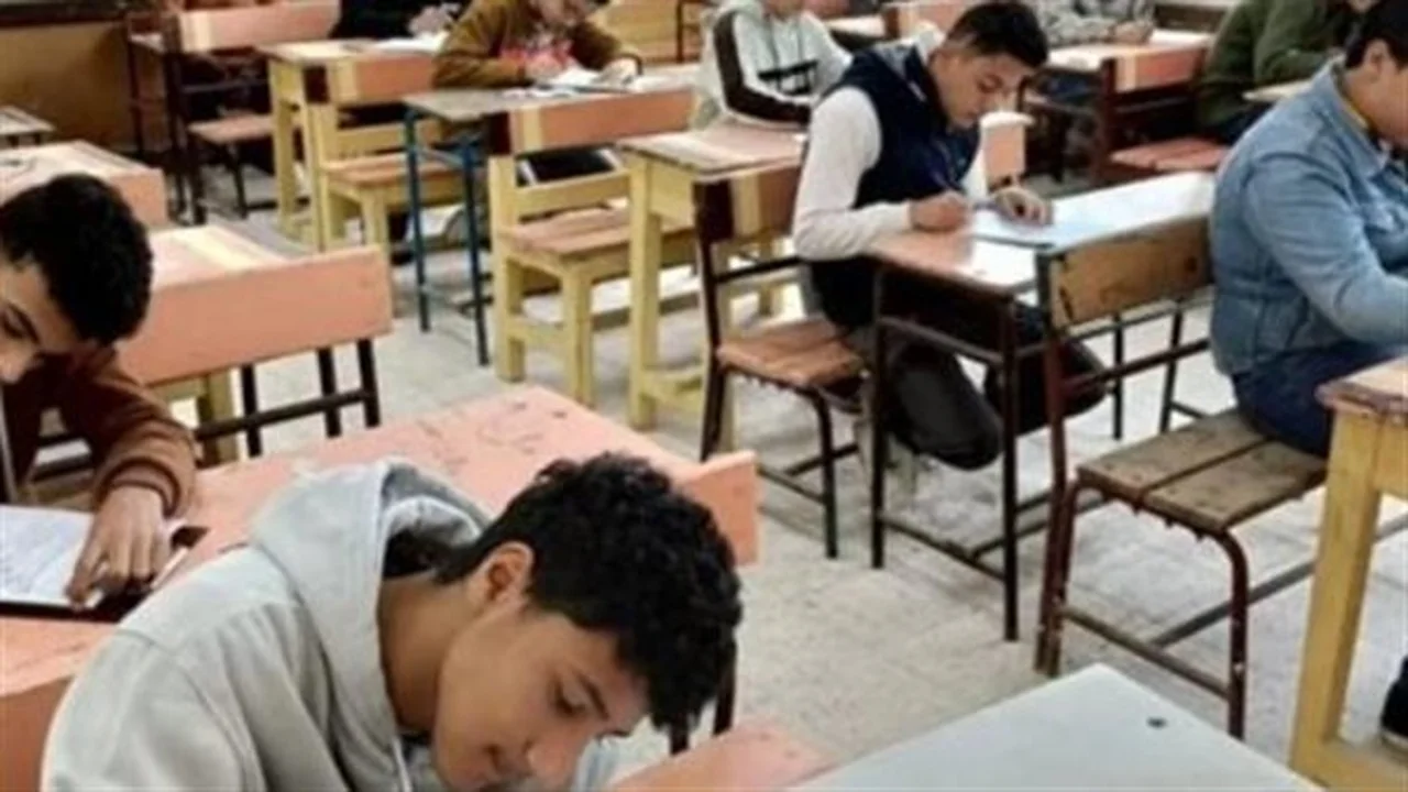 بنسبة نجاح 13778 طالبًا.. نتائج الشهادة الإعدادية بالأقصر تعلن ترتيب الأوائل للفصل الأول